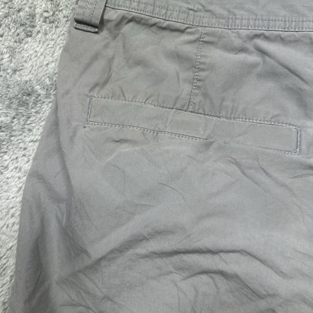 Columbia Chino Shorts Men's Size 38 Gray Pockets 10" Inseam *SPOTS - Picture 7 of 12